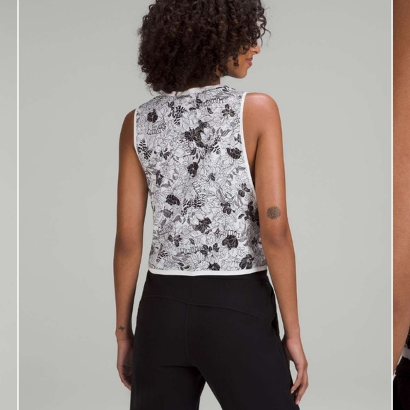 Lululemon Muscle Love Tank Top - Picture 3 of 5